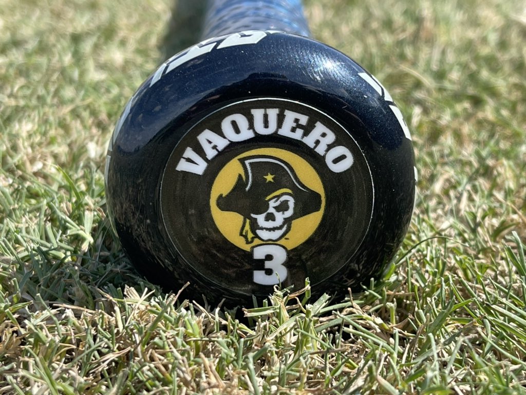 Thank to <a href="/sluggernation/">Louisville Slugger</a> for giving us Christmas in October. <a href="/DeMarini/">DeMarini</a> bats coming in Friday #RaiseTheFlag