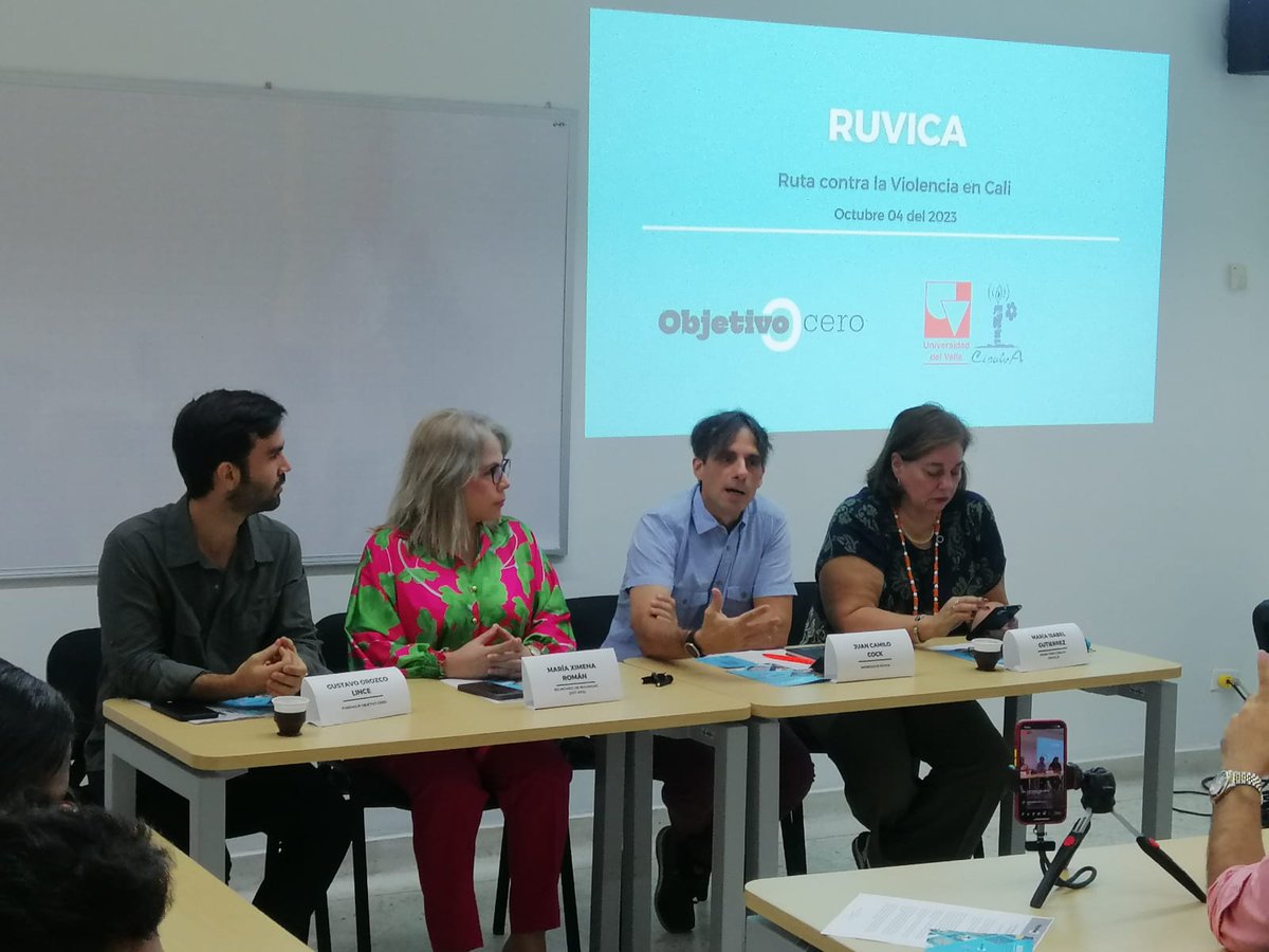 InstCISALVA's tweet photo. #RuedaDePrensa
CISALVA en conjunto con la Fundación Objetivo Cero, realizaron el día de hoy la Rueda de Prensa  🎙🎙 donde se socializó la Ruta Contra la Violencia en Cali.

Conoce el documento aquí:  https://t.co/gxQpeKpJBp https://t.co/DSpjguXeIw