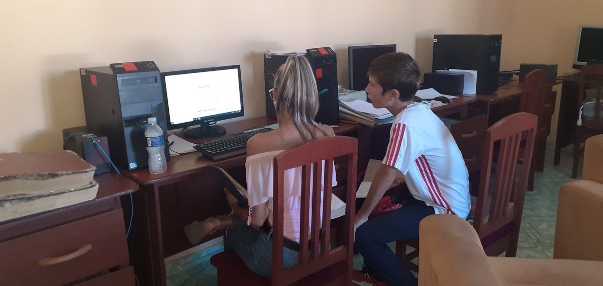 DireccionSancti's tweet image. Estudiantes de la Especialidad del Técnico Medio en Derecho realizan sus Prácticas Laborales en las unidades de servicios de las #DMJ en el territorio, acompañados por sus tutores, excelentes profesionales. Preparando el futuro.#SomosContinuidad #MjorEsPosible @OscarCubaMinjus