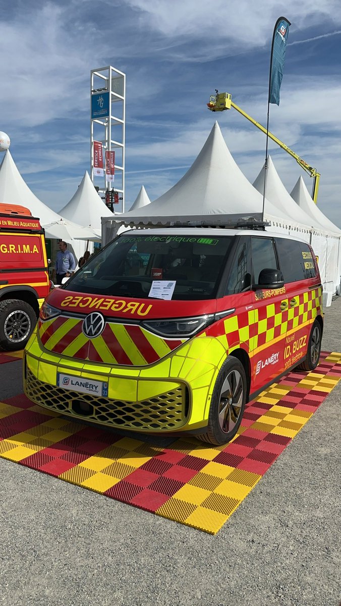 _SMURG's tweet photo. #CNSPF2023 🚒🚨 https://t.co/U1hm0cNanu