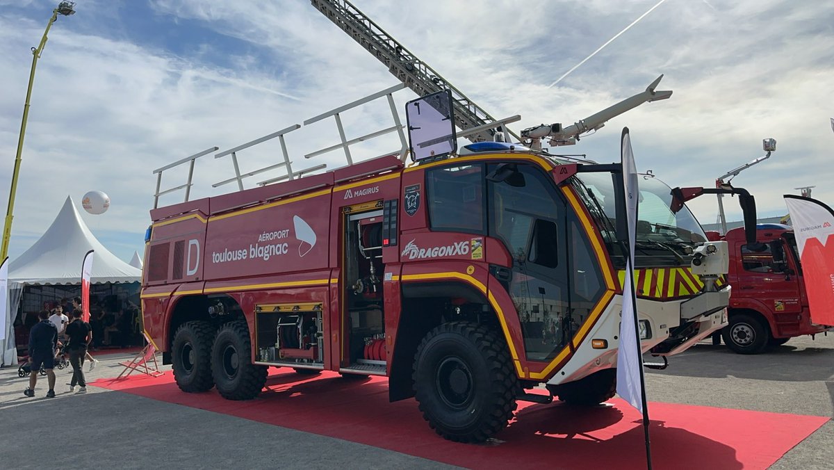 _SMURG's tweet photo. #CNSPF2023 🚒🚨 https://t.co/U1hm0cNanu