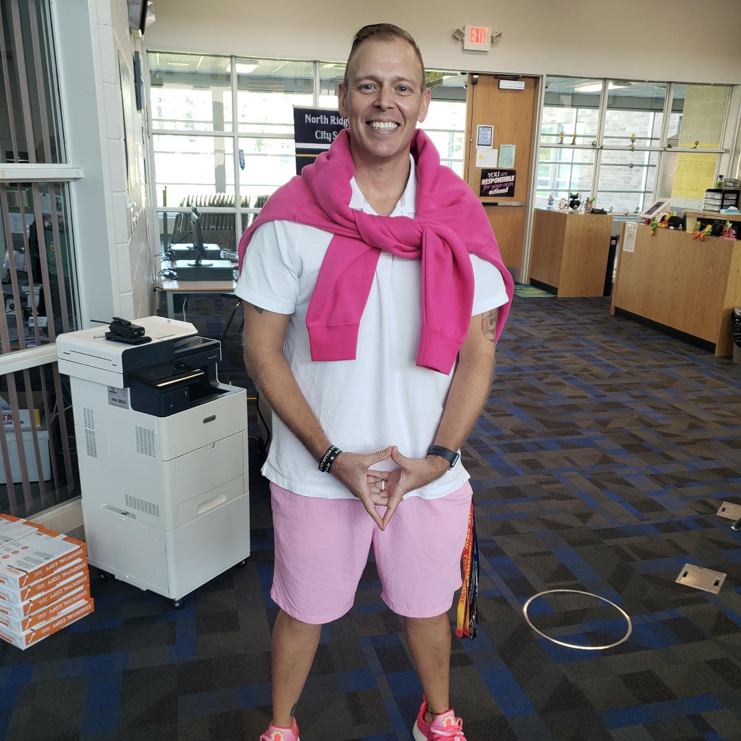 NRCSRangers's tweet photo. More #HoCoSpiritWeek fun from @NRHSRangers!
@NRSection https://t.co/12Ncf7N3dL