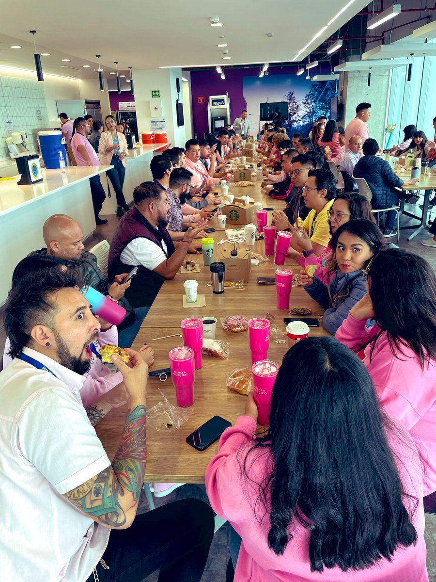 On Wednesdays we wear pink #BreastCancerAwareness #MeanGirls #SCFW2023 #thunderhawk #LifeAtATT #mexicocity