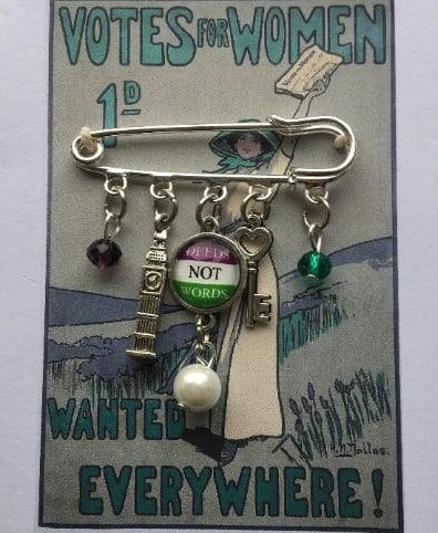 #HandmadeHour #MHHSBD #handmade
My Suffragette Deeds Not Words pin brooches are back in stock!
etsy.com/uk/shop/ForThe…

#suffragettes #handmadegift
#HandmadeInUK #SmallBiz #shopsmalluk #deedsnotwords
#feministjewellery