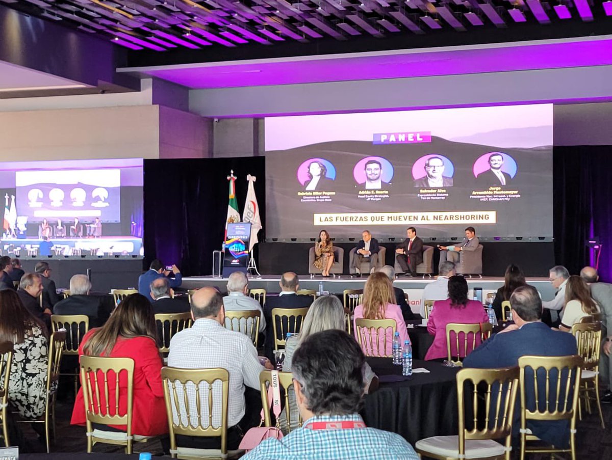 GabySillerP's tweet photo. Gracias @IMEFMTY @IMEFOficial @vtrevinoh por la invitación al panel de Nearshoring, cambio de época. 

Encantada de compartir ideas con Jorge Arrambide @jarrambidem Salvador Alva y Adrián Huerta. https://t.co/wAZHapjbMb