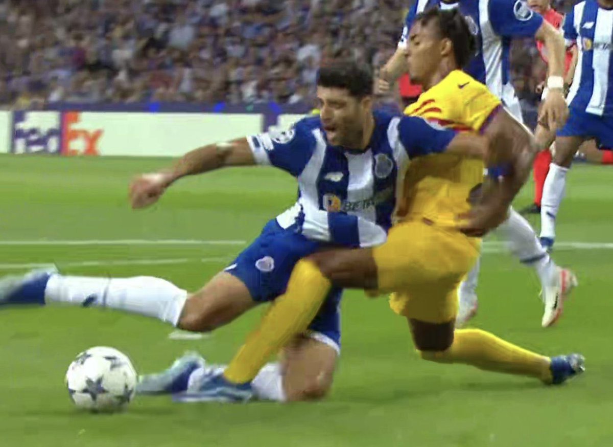 Refereelona are back!!