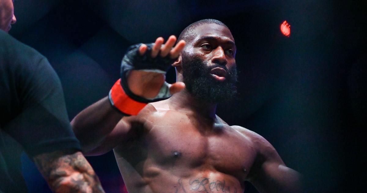 lamelee_mma's tweet photo. 🟠🗞️| Cedric Doumbe réagit à la demande de revanche de Jordan Zebo :

"C’est de la démence. Il n’a pas du tout mon niveau. Qu’il me demande une revanche, je pense qu’il n’a pas atterri. J’avais dit qu’il allait dormir pendant plusieurs semaines, là il est encore dans le coma et il n’a pas conscience de qui je suis."