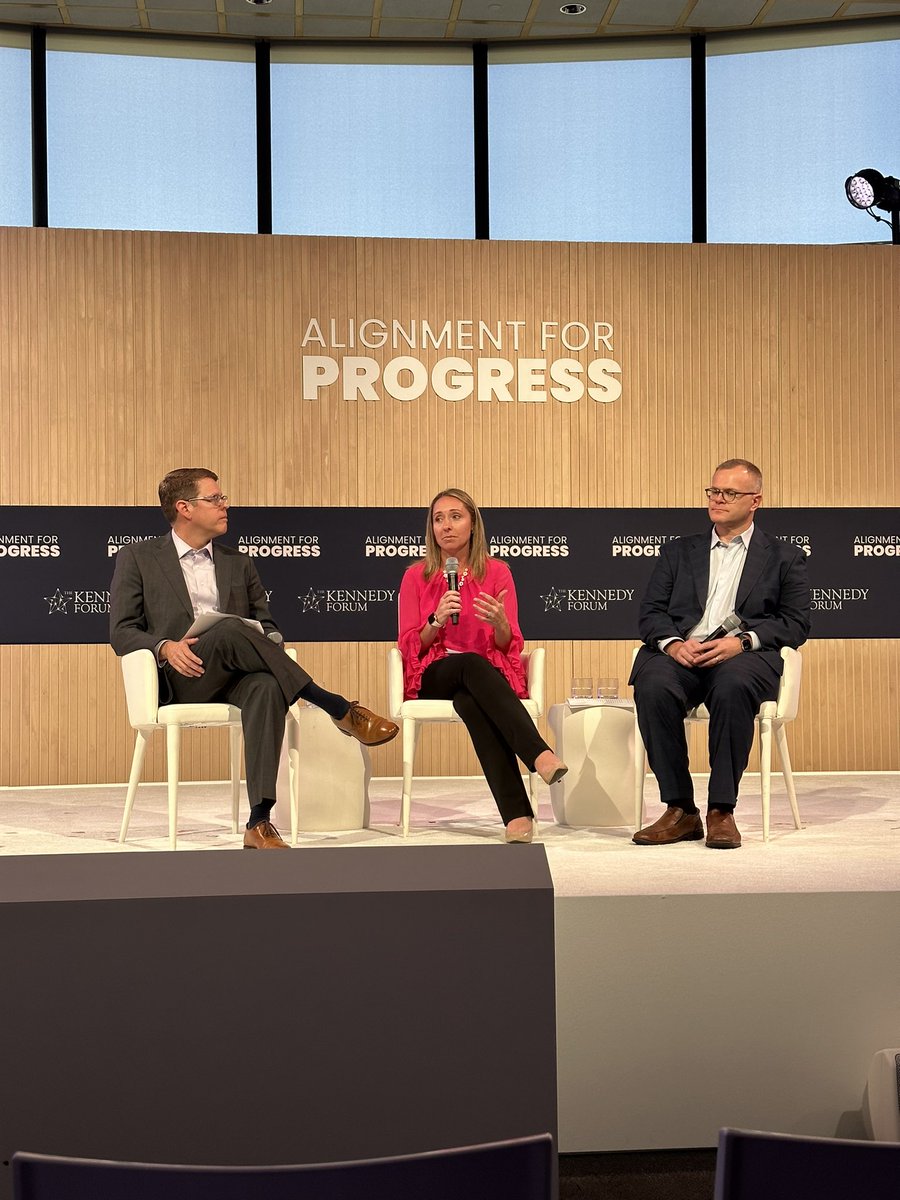 <a href="/dcbillsmith/">Bill Smith</a>, <a href="/IAmInseparable/">inseparable</a>, <a href="/AlisonMalmon/">Alison Malmon</a>, <a href="/Active_Minds/">Active Minds</a>, <a href="/RyanForRecovery/">Ryan Hampton</a>, and <a href="/MobilizeRecover/">Mobilize Recovery</a> are taking the #A4P stage by storm, discussing what it takes to get a bill on a governor's desk, storytelling, and getting youth to the table.