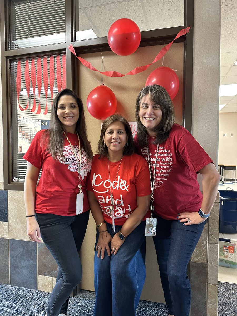 At TWE we are starting our day celebrating our dyslexic students and their many talents and strengths!  #GoRedForDyslexia #TWEHowl #KATYISDDYSLEXIA