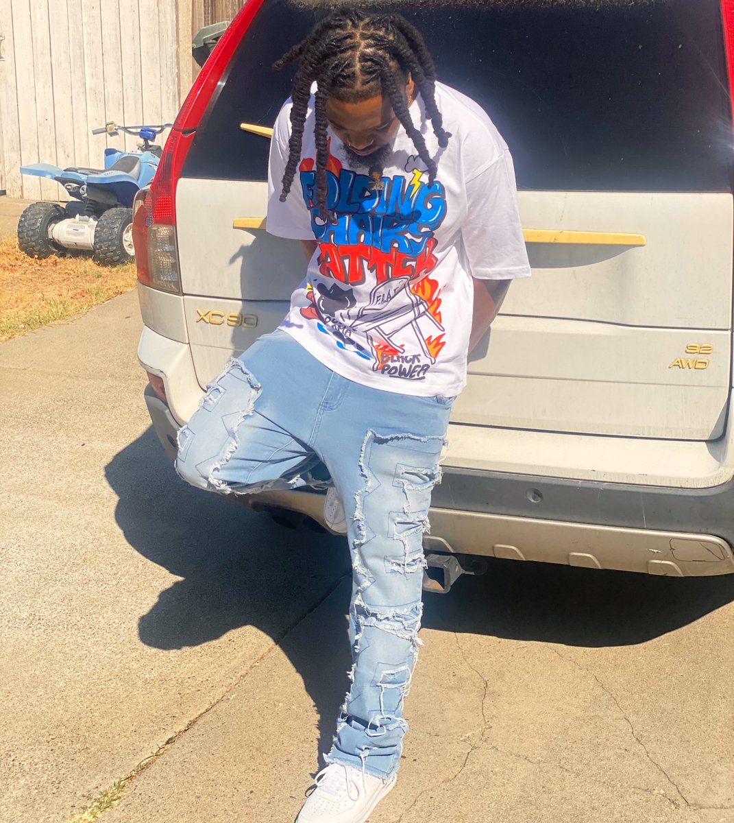 LeviMoses_'s tweet photo. It’s my birthday!!! Thank God for another  ♎️ https://t.co/gjvUdbPJJ6
