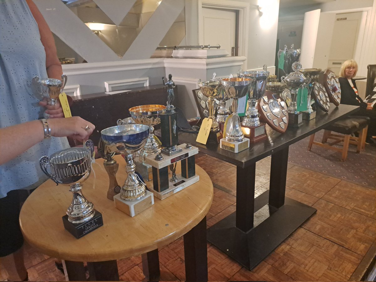 Check out those trophies 🏆 
Great evening celebrating the Thurrock Ladies Darts League 2023. Thank you to all the wonderful ladies for continuing to support <a href="/StLukesHospiceB/">St. Luke's Hospice (Basildon & District)</a> 💙💛