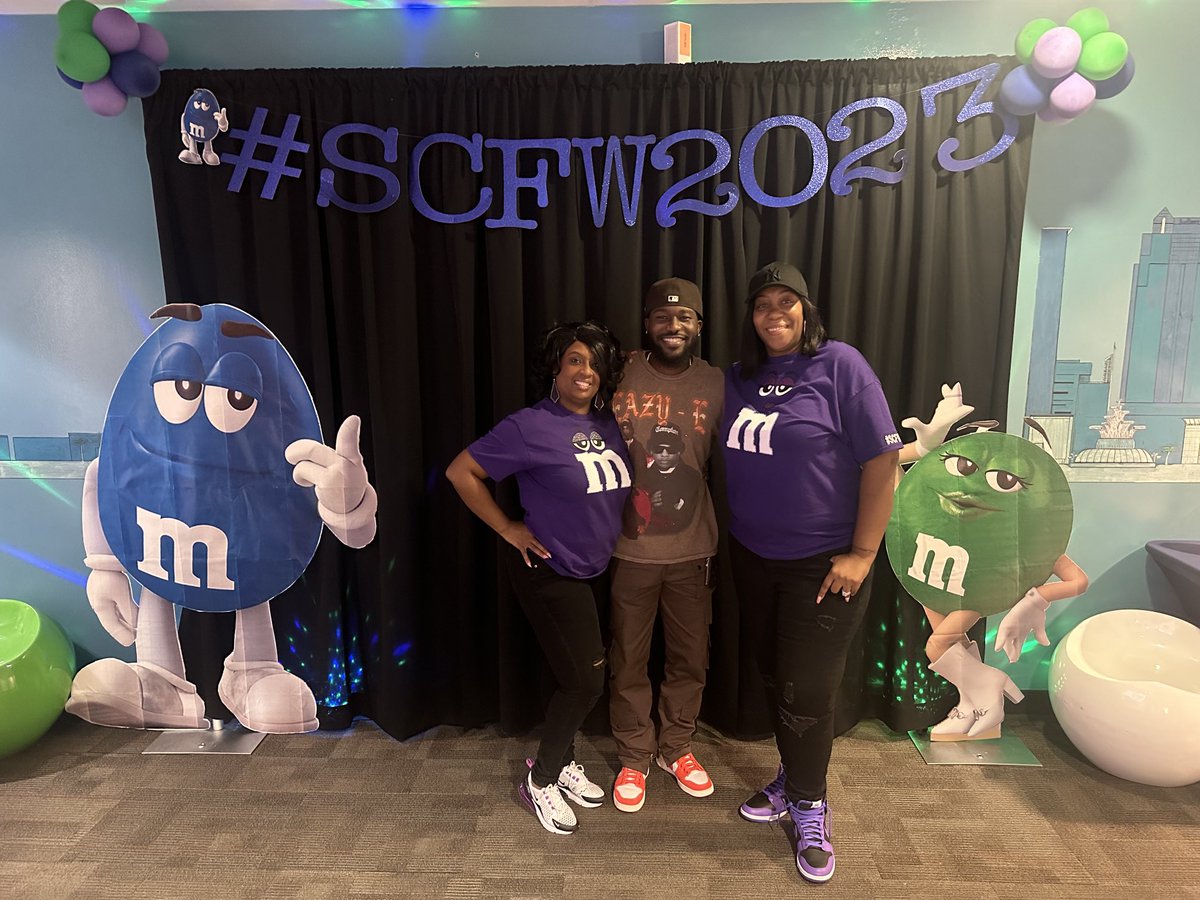 ORLANDOSHINES's tweet photo. Serve Customers First Week! #SCFW2023 #LifeATT #GuinningTogether #MBCGoodStuff https://t.co/BUwfXHDEEi