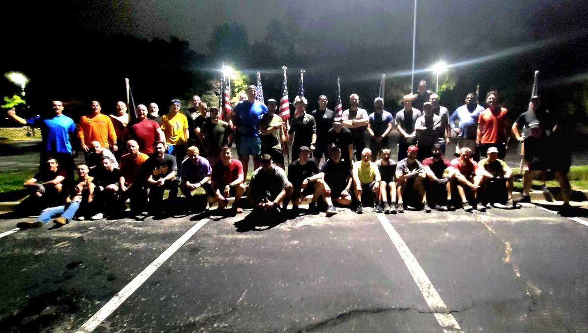 F3_Borderlands's tweet photo. 43 HIMs and a new Nantan (Mosby) @F3_MrVice kicked off the newest region in the North Central Sector of @F3Nation.  F3 Borderlands has arrived!  @F3KansasCity @F3StLouis @F3Omaha @F3NWArkansas @F3Wichita @F3Anderson @F3Appleton @F3Ashland @F3BlackSwamp @F3Chicago @F3Cincinnati https://t.co/CCwsDKXbOV
