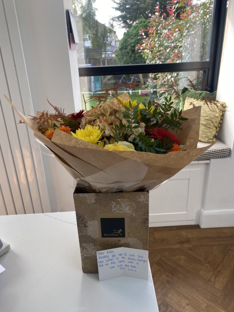 A big thanks to my lovely friends and colleagues @TICSltd @_LisaCherry for these beautiful autumnal flowers and warm wishes today, which put a smile on my face and a spring in my step 💜#collectivecare