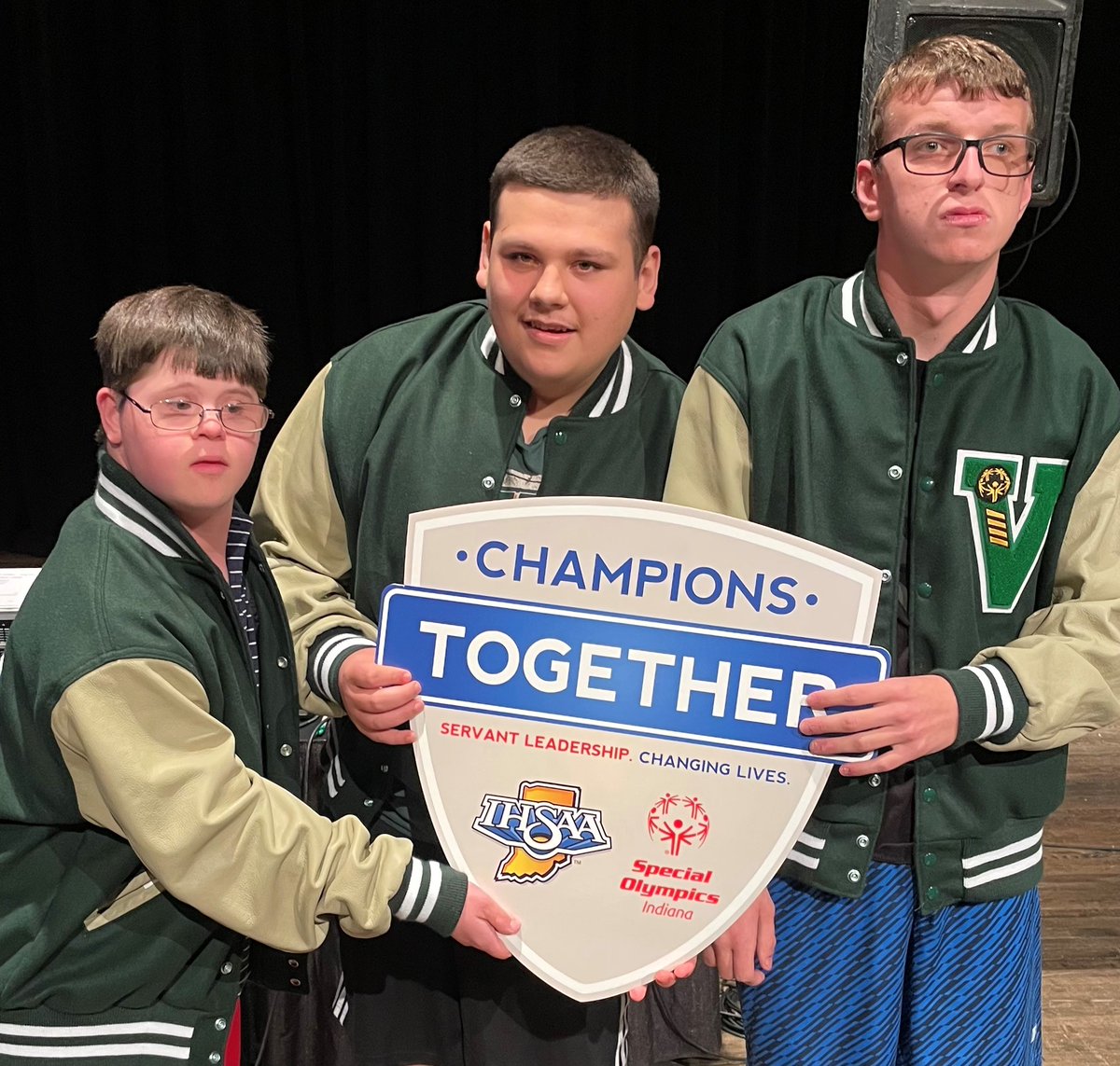 This past afternoon, a Champions Together assembly was held at Lincoln High School in Vincennes! During the assembly, LHS Athletic Director awarded letter jackets to three members of their Unified Alices team! Congratulations Alices!