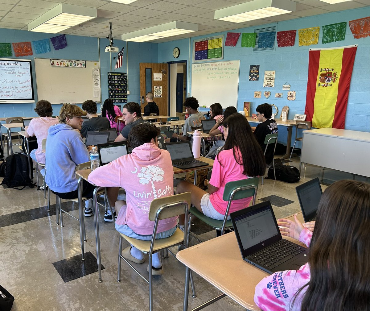 Really fun, easy pairing strategy used today! Given a country or capital in the Spanish speaking world, find your match! I loved seeing students interact with new people and collaborating for a great lesson! 🇪🇸🇩🇴🇪🇨🇦🇷
