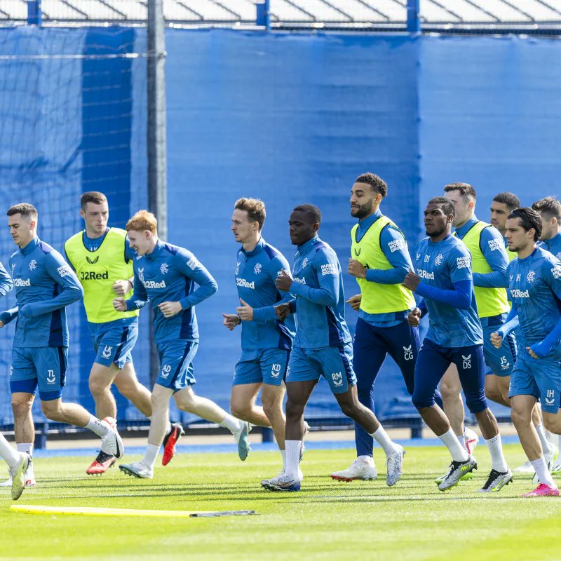AEAIndependente's tweet photo. 📍 CT Independente

Virada de Chave! 🔑🇮🇸

- Preparação iniciada para a estreia na @_LittleCUP, no Clássico das Cores! 🔵🔴

#LittleGlória🌟
#LFCxAEAI https://t.co/zAEFyNJj59