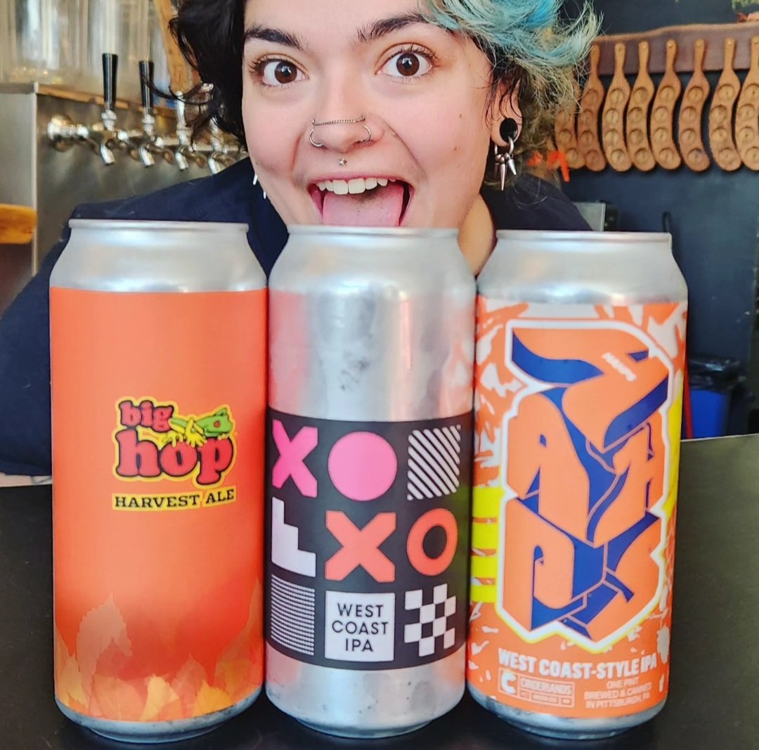 Bestbrewdeli's tweet photo. Tonight! We are sampling some good ol' West Coast IPAs!
.
@EastEndBrewing "Big Hop Harvest" Wet Hopped IPA
@Fourpointsbrews "XOXO" West Coast IPA
@cinderlandsbeer "HAHPS" West Coast IPA
.
It's free friends and it's from 6-8pm! #freebeer #beersampling https://t.co/uRYCtHIahg