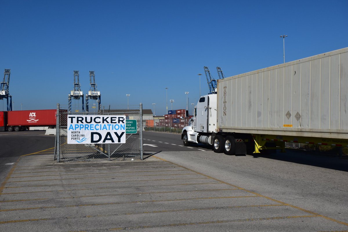It’s “10-4”! Which means it’s National Truckers Appreciation Day. Members of our senior leadership team spent some time handing out goodie bags and speaking with drivers to learn more about their experience using the Port of Wilmington. We are so thankful for our truckers!