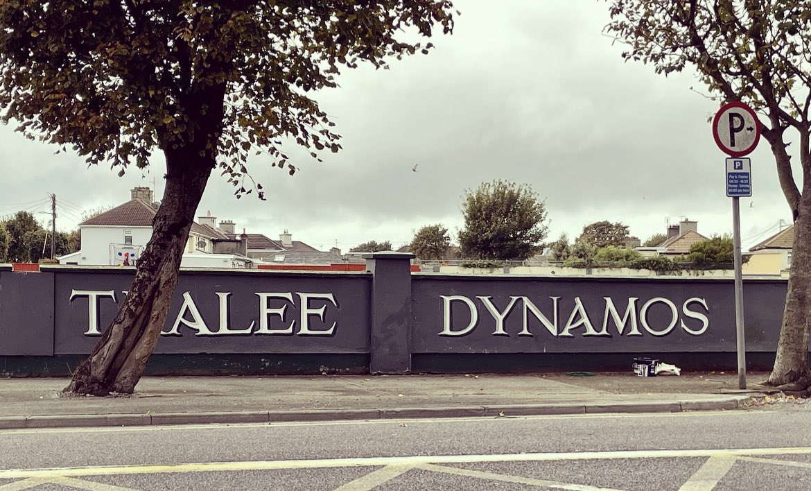 mikodonnell's tweet image. Brazilian style signage for Tralee Dynamos #Tralee #Dynamos #FreeHandOnWall