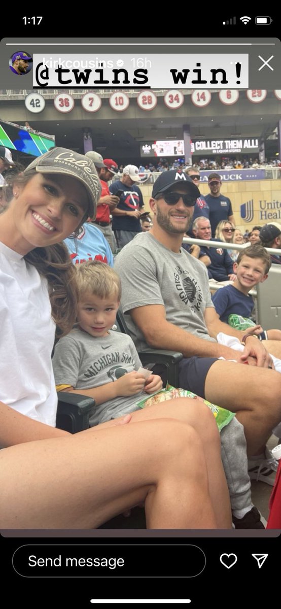 WHAT A LEGEND: 

#Vikings QB Kirk Cousins decided at the last minute to take his family to a Twins playoff game so he brought tickets online WITHOUT calling in favor, so he could enjoy a game with his family like normal people 👏👏👏

Fans around them caught on, and Kirk said “I