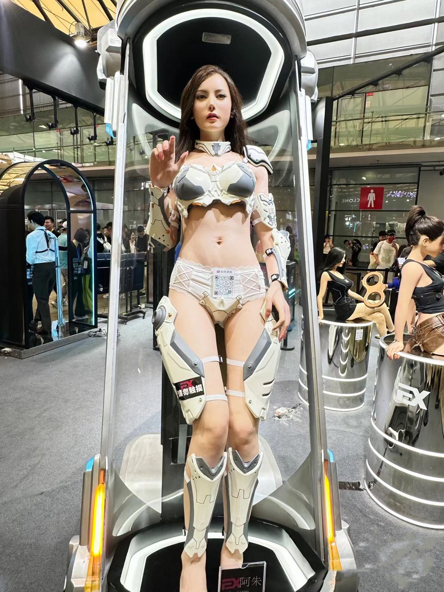 GiGi 發財豬 tweet media