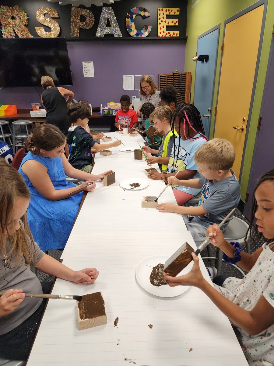 Avalon JAM (@jamavalon) on Twitter photo First JAM kindness club = success. So much going on... water bottle holders, turkeys, and planning for our kindness in action project! <a href="/Dr_Joe_Peacock/">Joseph Peacock</a> #bethekindkid #avalonkindness #growingupkind First JAM kindness club = success. So much going on... water bottle holders, turkeys, and planning for our kindness in action project! <a href="/Dr_Joe_Peacock/">Joseph Peacock</a> #bethekindkid #avalonkindness #growingupkind