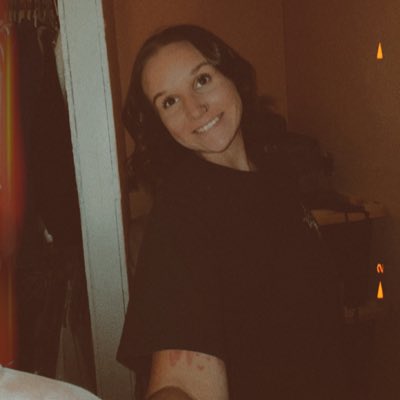 karleihemler's tweet photo. #NewProfilePic https://t.co/qXx12Kem5F