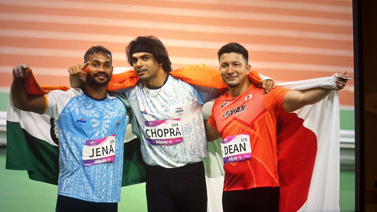 When @Neeraj_chopra1 looked through my lens… #HistoricGold and Silver in Men’s Javelin