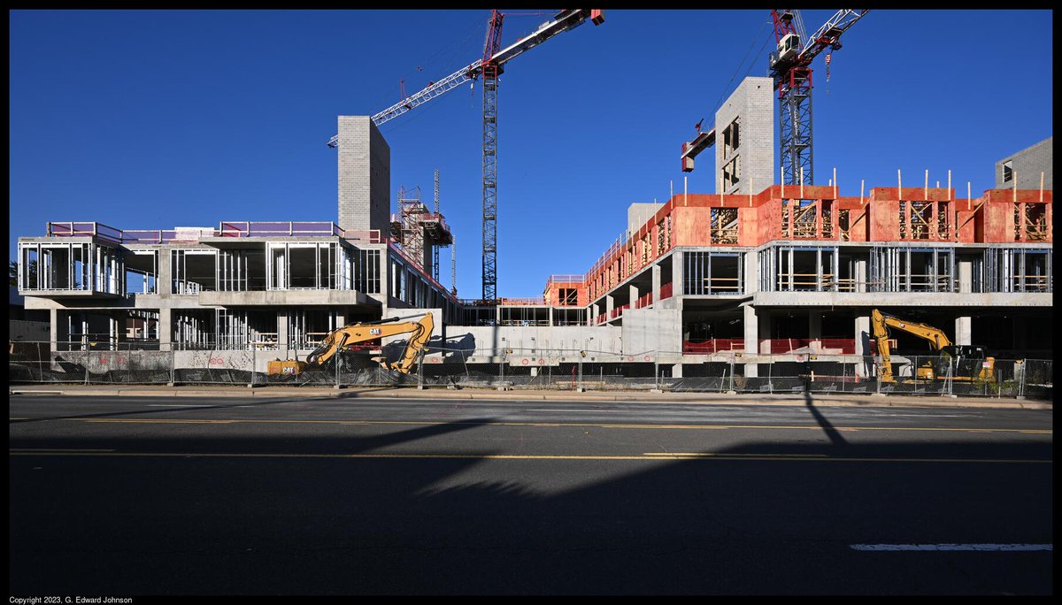 8015 Old Georgetown Rd construction progress, Bethesda, MD blog.pagebypagebooks.com/2023/10/8015-o…