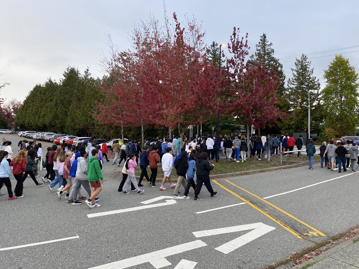 Zack Lund tweet media