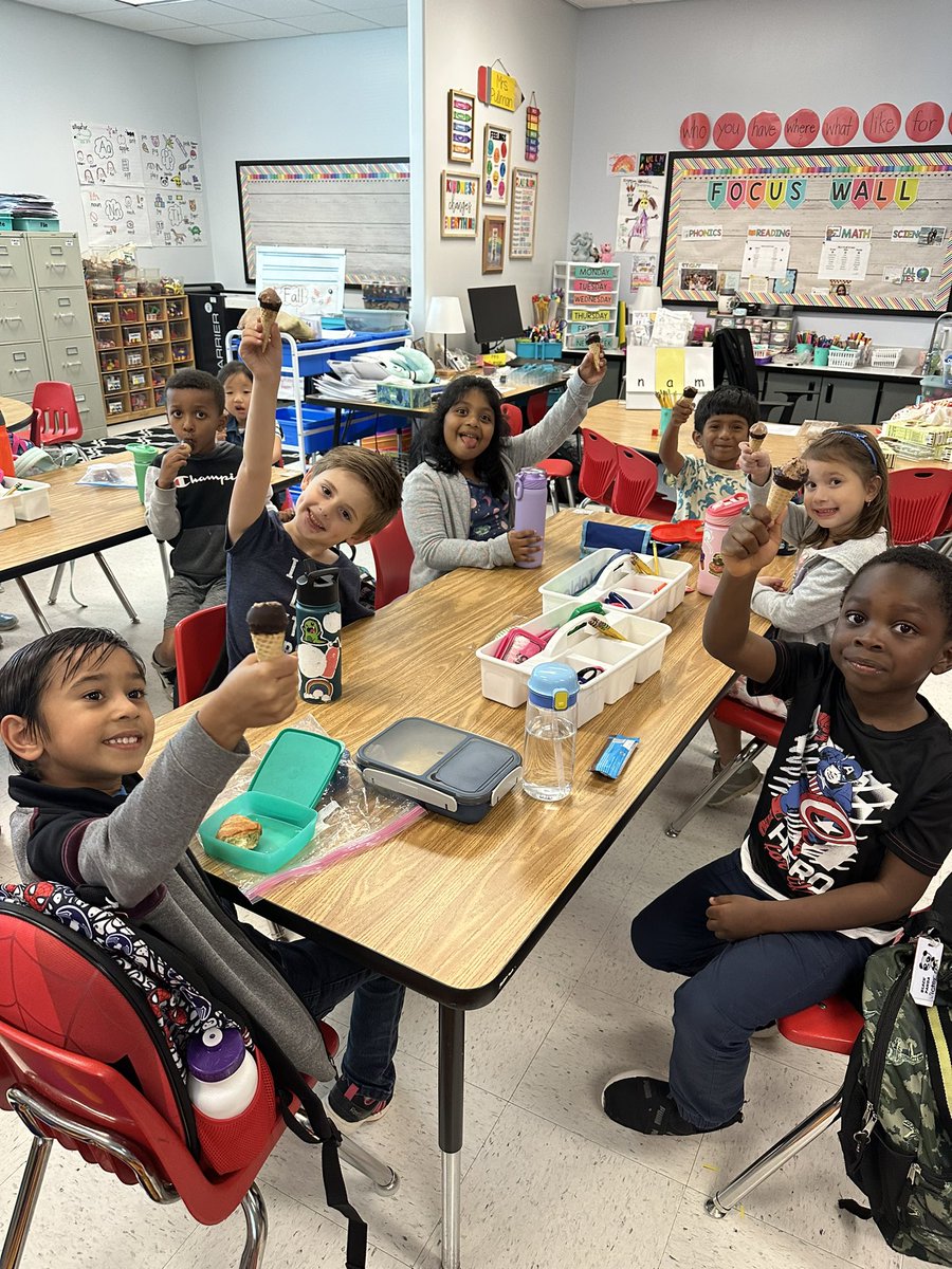 Emily Pullman tweet media