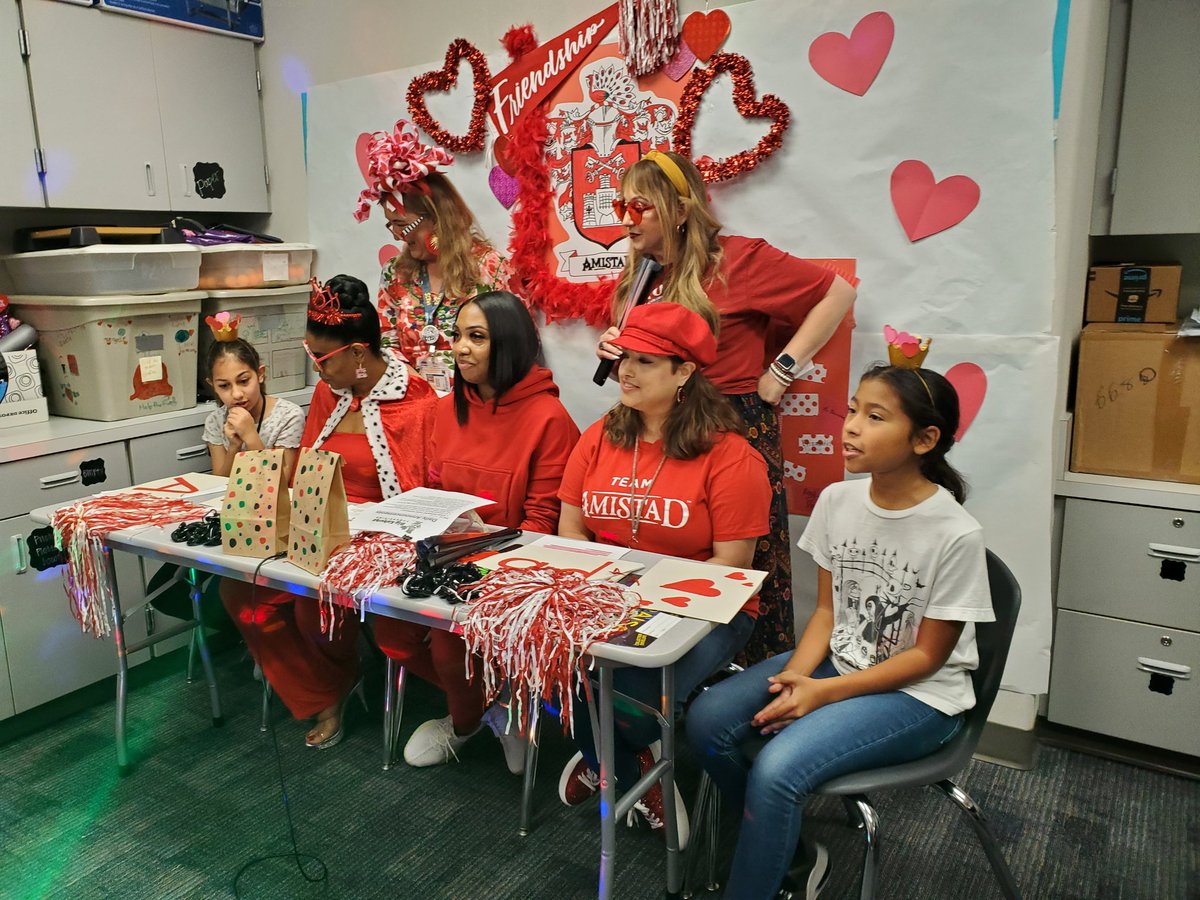 Samira Hassan (@hassanscilab) on Twitter photo Amistad announcements are gonna be hard to beat! These girls were amazing (except for those stinkin' Ami-Mommy fans)... that's just too much! #RCAinspired <a href="/ronclarkacademy/">Ron Clark Academy</a> <a href="/FranzFirebirds/">Franz Firebirds</a> Amistad announcements are gonna be hard to beat! These girls were amazing (except for those stinkin' Ami-Mommy fans)... that's just too much! #RCAinspired <a href="/ronclarkacademy/">Ron Clark Academy</a> <a href="/FranzFirebirds/">Franz Firebirds</a>