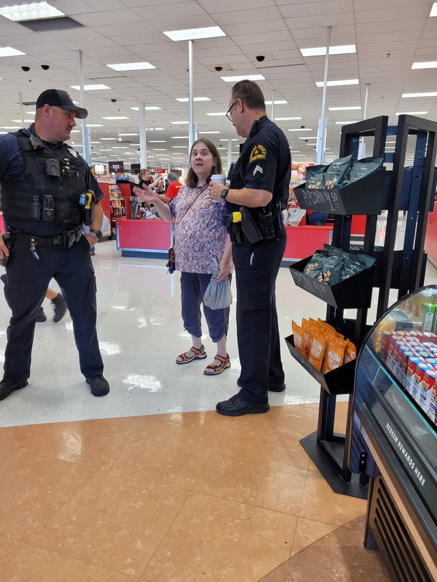 Thank you, Target 🎯9440 Marsh Ln., for inviting Dallas Police to Starbucks for National Coffee with a Cop Day! 👮‍♂️ ☕️