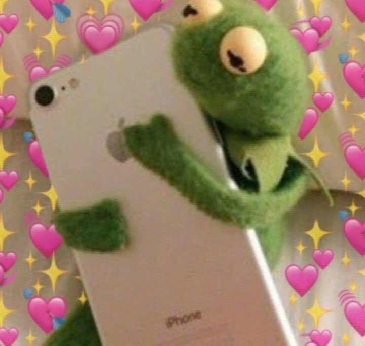 autoramilamaia's tweet image. o #ExplodaSeuKindle deveria acontecer umas três vezes no ano, é bom demais vivenciar momentos em que todos que amam a literatura nacional se unem dessa maneira 🥹