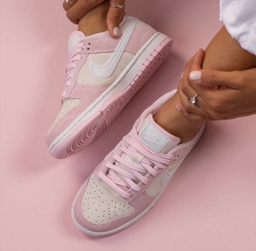 Nike Dunk Low LX « Pink Foam »