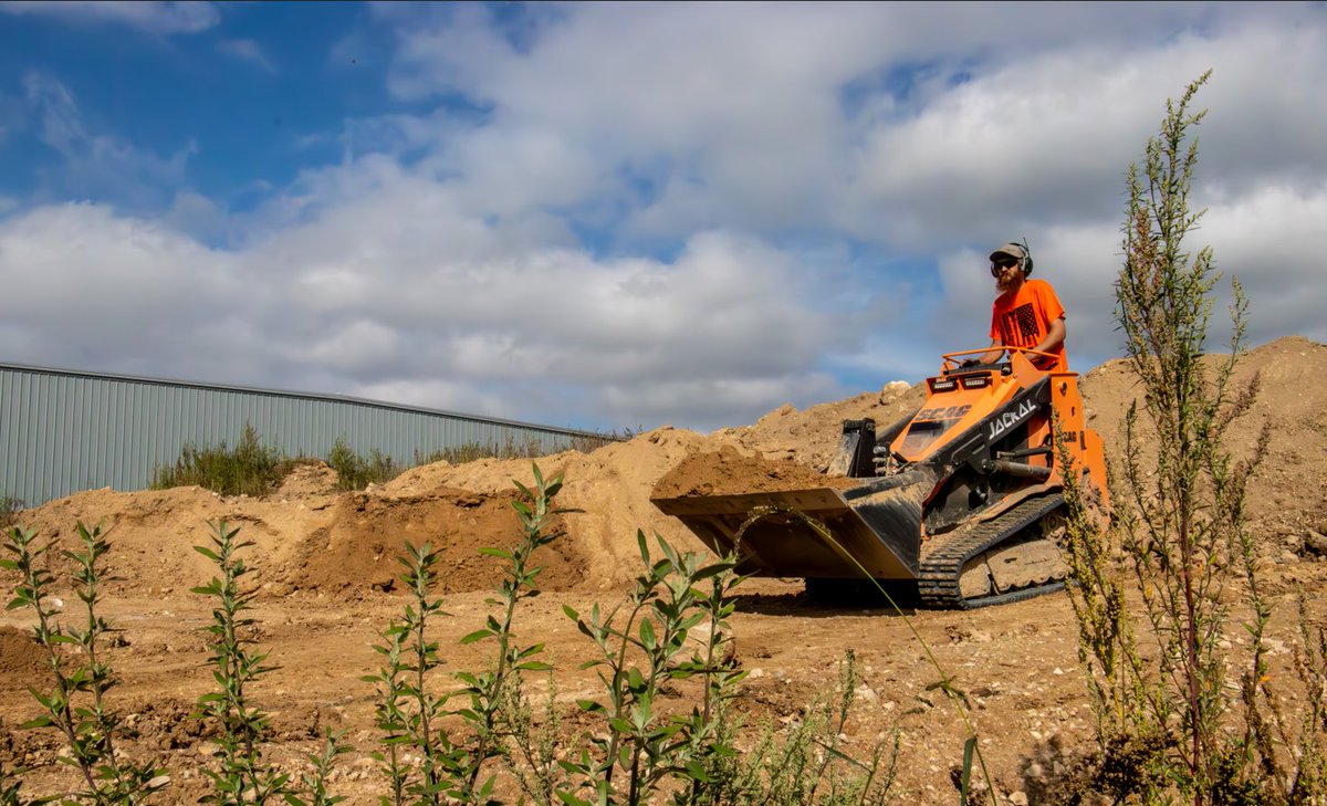 ScagPower's tweet photo. Officially two weeks out from Equip Expo 2023! Let's celebrate by introducing the Jackal, Scag's first mini tracked skid steer! Check it out in both Scag's outdoor (#6008D) and indoor (#7104) booths at Expo October 18-20!
#SimplyTheBest #ScagNation #EquipExposition https://t.co/JAREfsZf6Z