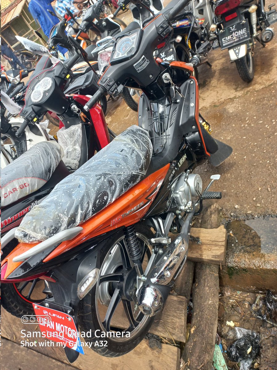 TheKing__Maker's tweet photo. Brand : Lifan Typhoon
Model : LF 110 - 26C
Location : Kaduna 
Contact: 08062628515

Brand new and Fairly used.

Available in [ Orange &amp; Black]

#LifanTyphoon https://t.co/pL7giSaCnv