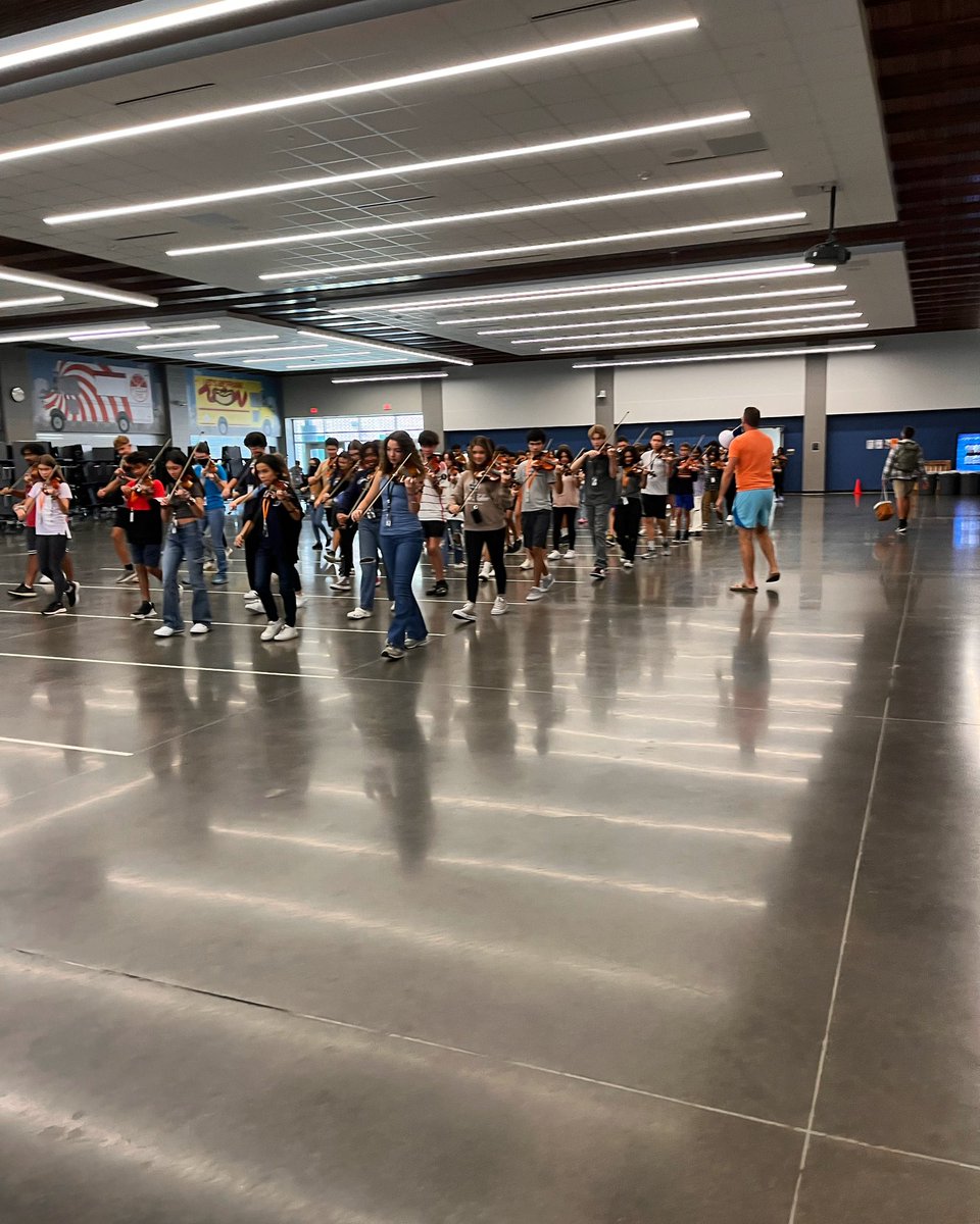 Bridgeland Orchestra (@bridgelandorch) on Twitter photo Our guest clinician at Strolling Strings rehearsal was 💥💥💥! Be sure to come out the BHS HoCo Parade to support these awesome musicians! Go Bears! 🐻
#bridgelandbest
<a href="/Bridgeland_Band/">Bridgeland Band</a> <a href="/CFISD_FineArts/">John Morrison</a> Our guest clinician at Strolling Strings rehearsal was 💥💥💥! Be sure to come out the BHS HoCo Parade to support these awesome musicians! Go Bears! 🐻
#bridgelandbest
<a href="/Bridgeland_Band/">Bridgeland Band</a> <a href="/CFISD_FineArts/">John Morrison</a>