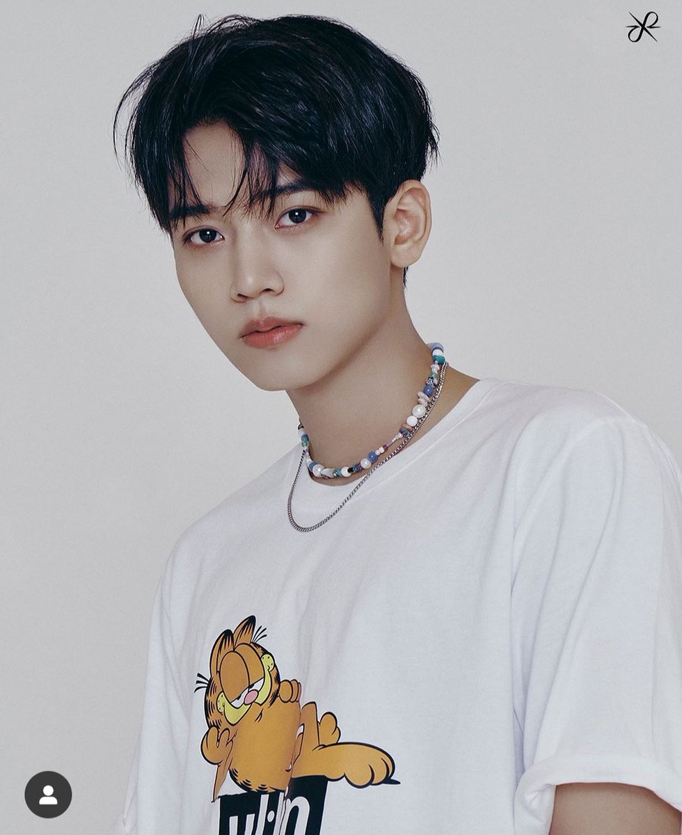 JehyunoftheMoon's tweet photo. Omega X as songs on my On Repeat based on pure vibes alone (K-Pop excluded) a 🧵

HYUK as The Kissing Song by Diamond White

#OMEGA_X #hyuk #diamondwhite https://t.co/8Pw7apwXn7
