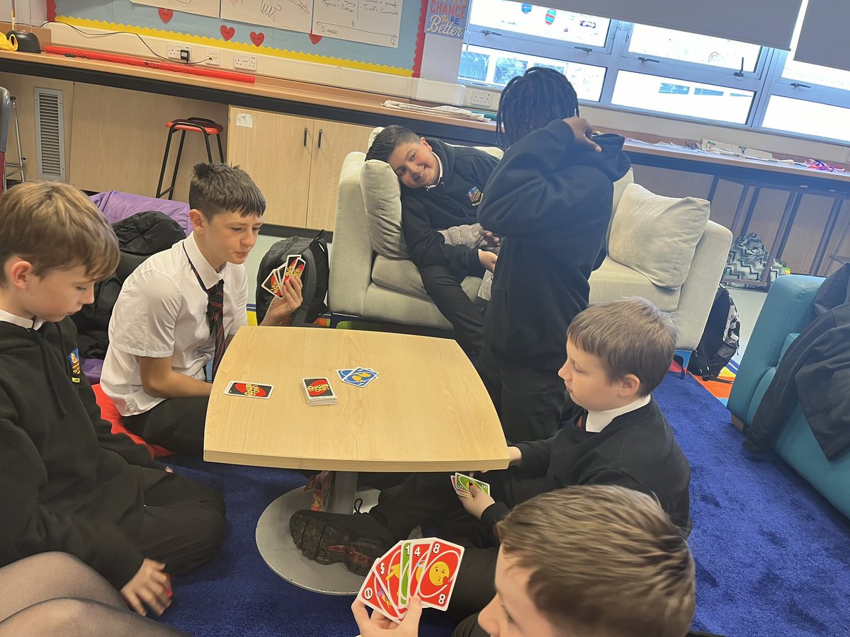 LochendHarbour's tweet photo. It was lovely to get Harbour back up and running with a new, fabulous group! Some chatting about how our school can support us, giving compliments, making Halloween crafts and the all important game of Uno! Lots of laughs mixed in too. @LochendHigh @GlasgowNurture @GlasgowEPS https://t.co/2QLswXoDRf
