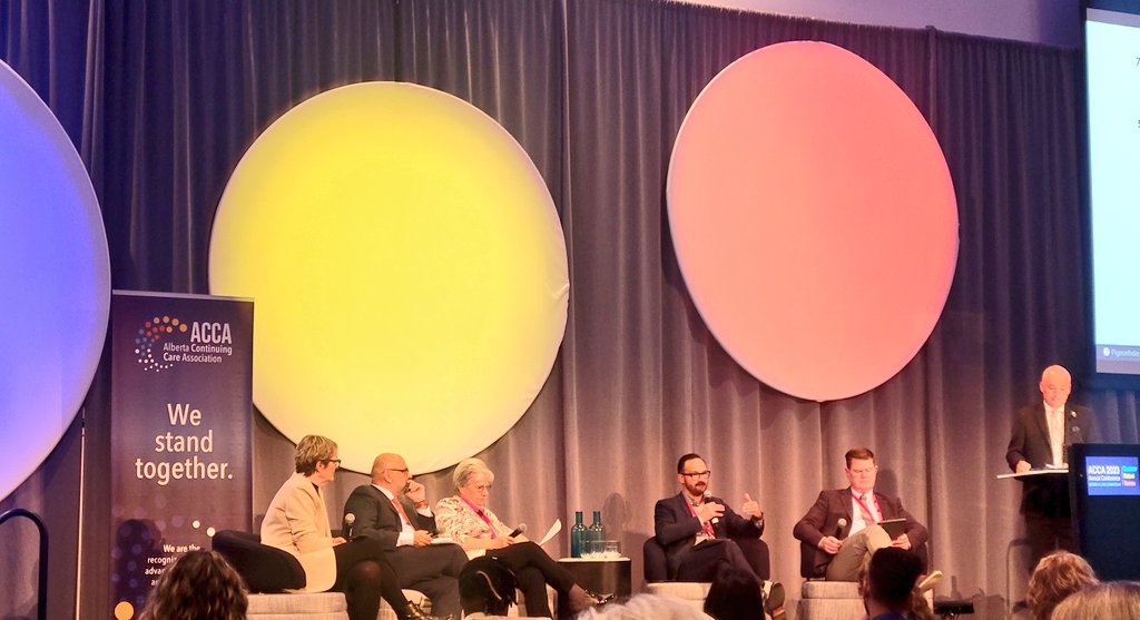 CassRasko's tweet image. &quot;Alberta can become the Silicon Valley of aging&quot; - love this comment from Dr. McMurray at #ACCA2023. And Steve&apos;s quote from Good Samaritan &quot;a little less talk, a little more action&quot; in the sector.

#healthinnovation @HealthCities