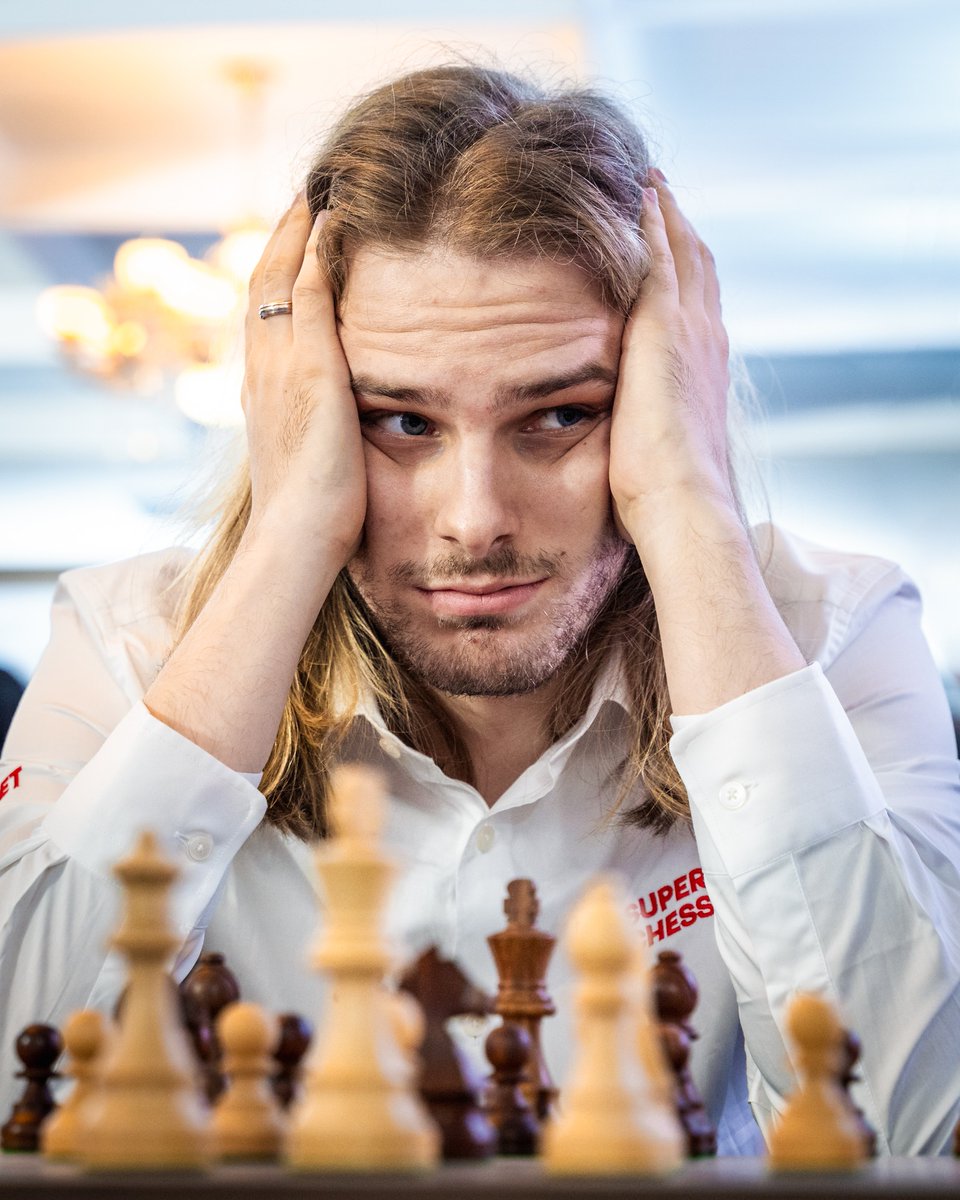 usefulchess's tweet photo. European Chess Club Cup round 4 : 4 teams share the lead. Watch the games on : https://t.co/1Zp3IMrkbu Photo: Niki Riga #albanianchess #chess #europeanchess #eccc2023 https://t.co/O6BH9dWihl