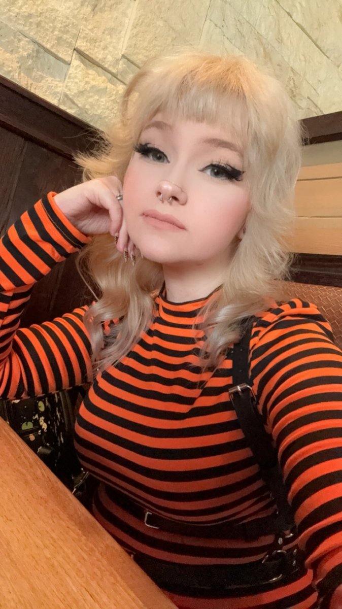 Felt cute today ✌️😔