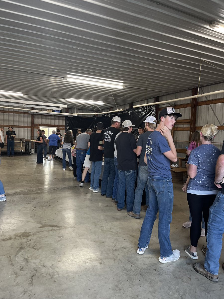 PendletonCoFFA's tweet photo. Pendleton County FFA Annual Picnic https://t.co/85i0LnWvYe