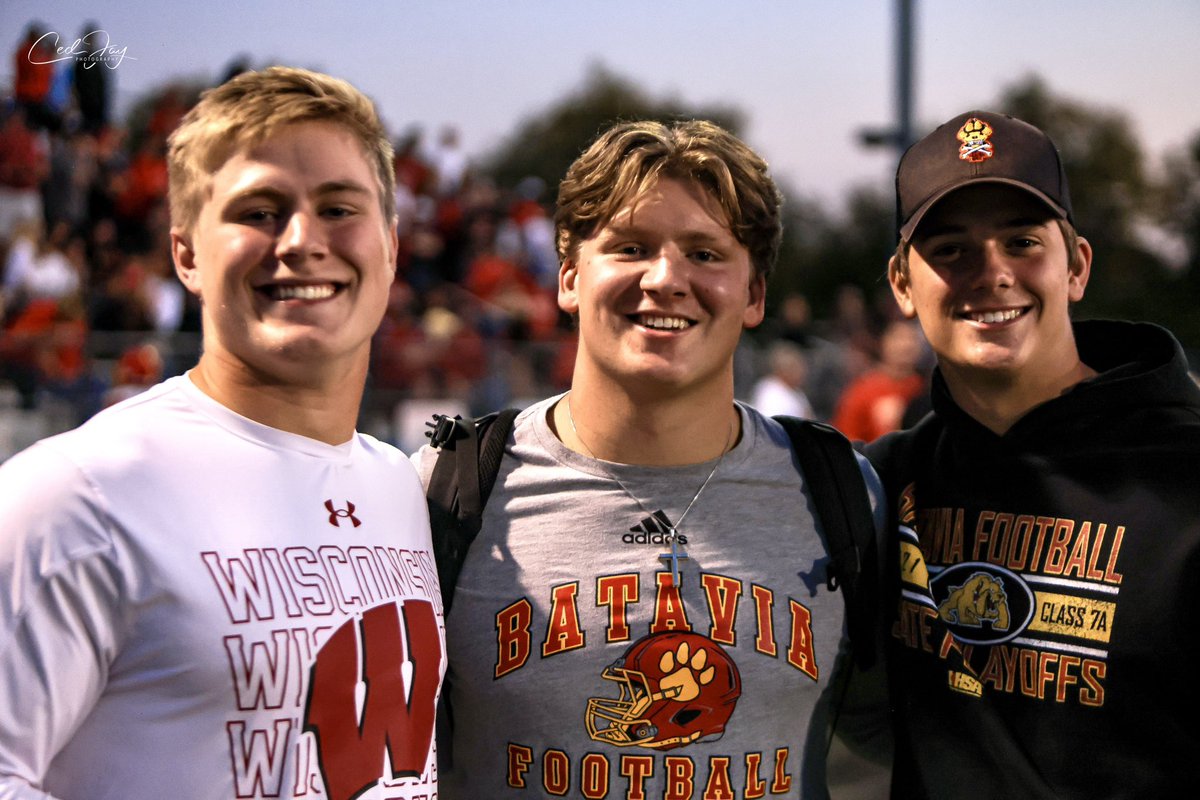 Always good to see the former player come back and support. <a href="/TylerJansey/">Tyler Jansey</a> <a href="/JP_Chaney/">JP Chaney</a> <a href="/brodyosborne20/">brody</a> <a href="/BataviaFootball/">Batavia Football</a>