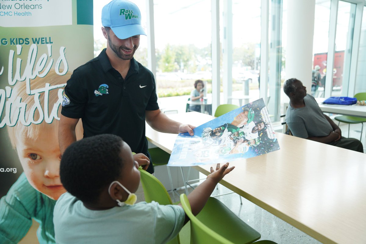GreenWaveFB's tweet photo. We always enjoy our visits to @CHNOLA!
#RollWave | #NOLABuilt https://t.co/CLQjFOnKVn