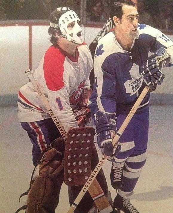 Old Hockey Cards tweet media