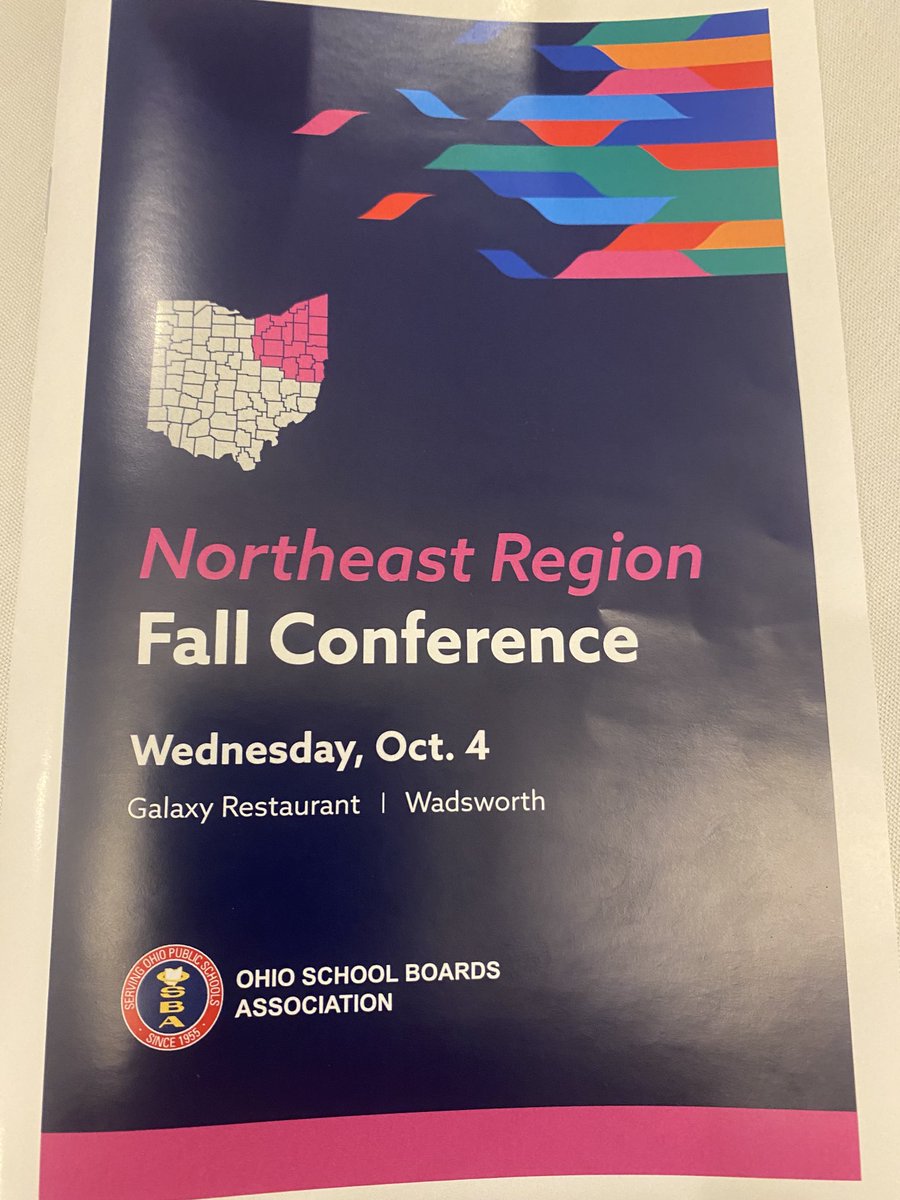 Greenmensteward's tweet photo. Excited to be at the NE Region Fall Conference with District 9 Teacher of the Year and Leighton Media Specialist Jen Kinkoph!   Great job Jen! ⁦@DrPMilcetich⁩ ⁦@michelle_nizen⁩ ⁦@LES_LehmanAP⁩ ⁦@JenniferKinkoph⁩ #unitedgreenmen https://t.co/queIt00i37