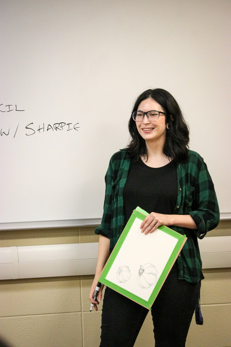 GCCCBroncbuster's tweet image. Katie Guthrie with Garden City Arts visited Dr. Ortega&apos;s Personal Finance classes today. Students in each class enjoyed a #MentalHealthDay and painted pumpkins.

#FinanceClass💵